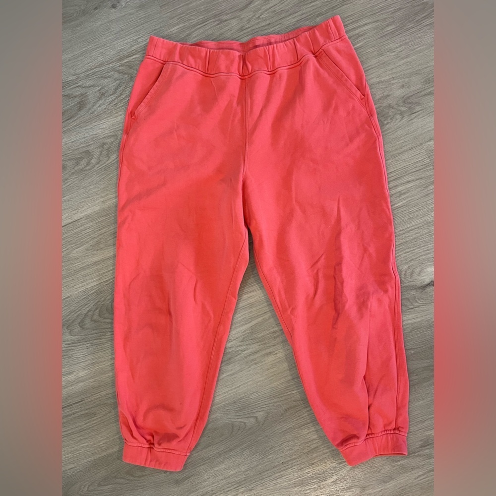 Lululemon Relaxed High-Rise Jogger Pale Raspberry. Size 14 - Picture 3 of 9